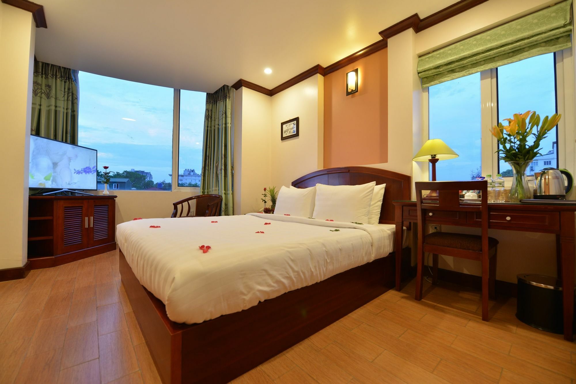 Blue Hanoi Inn Legend Hotel 外观 照片